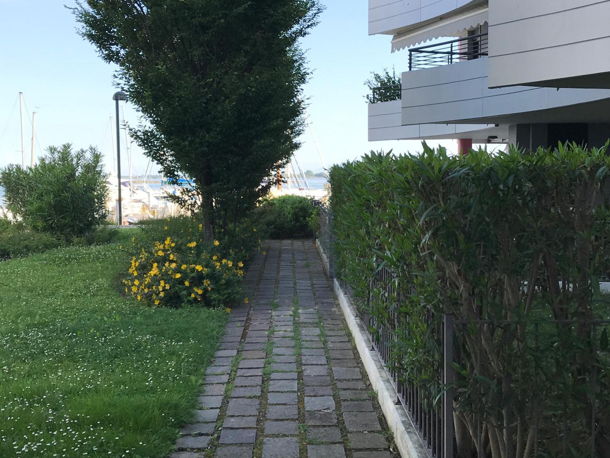 Costa Azzurra Apartment Grado Exterior photo